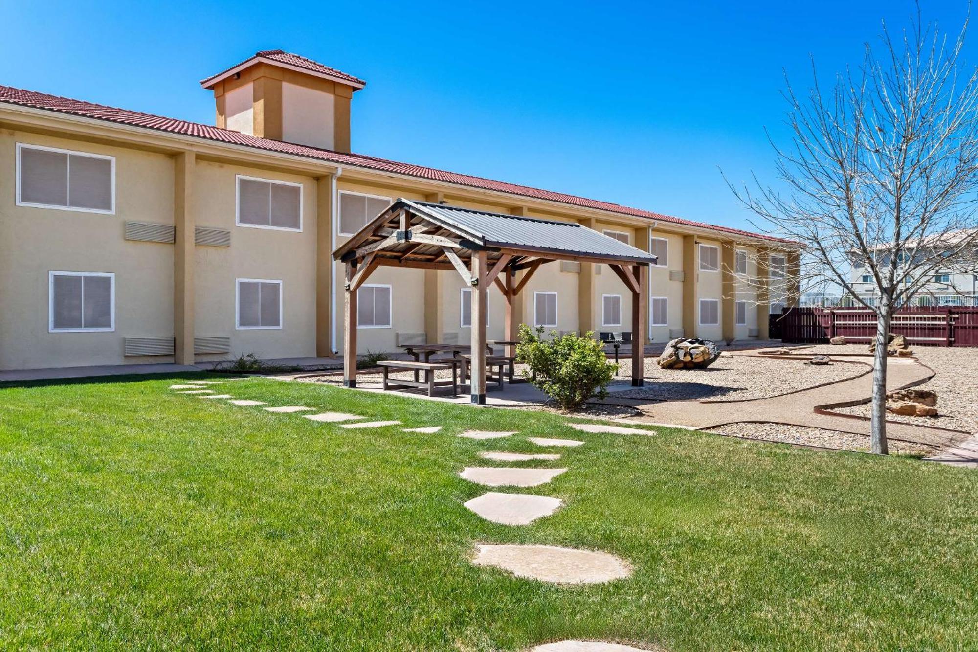 Comfort Inn Santa Rosa On Route 66 Екстер'єр фото