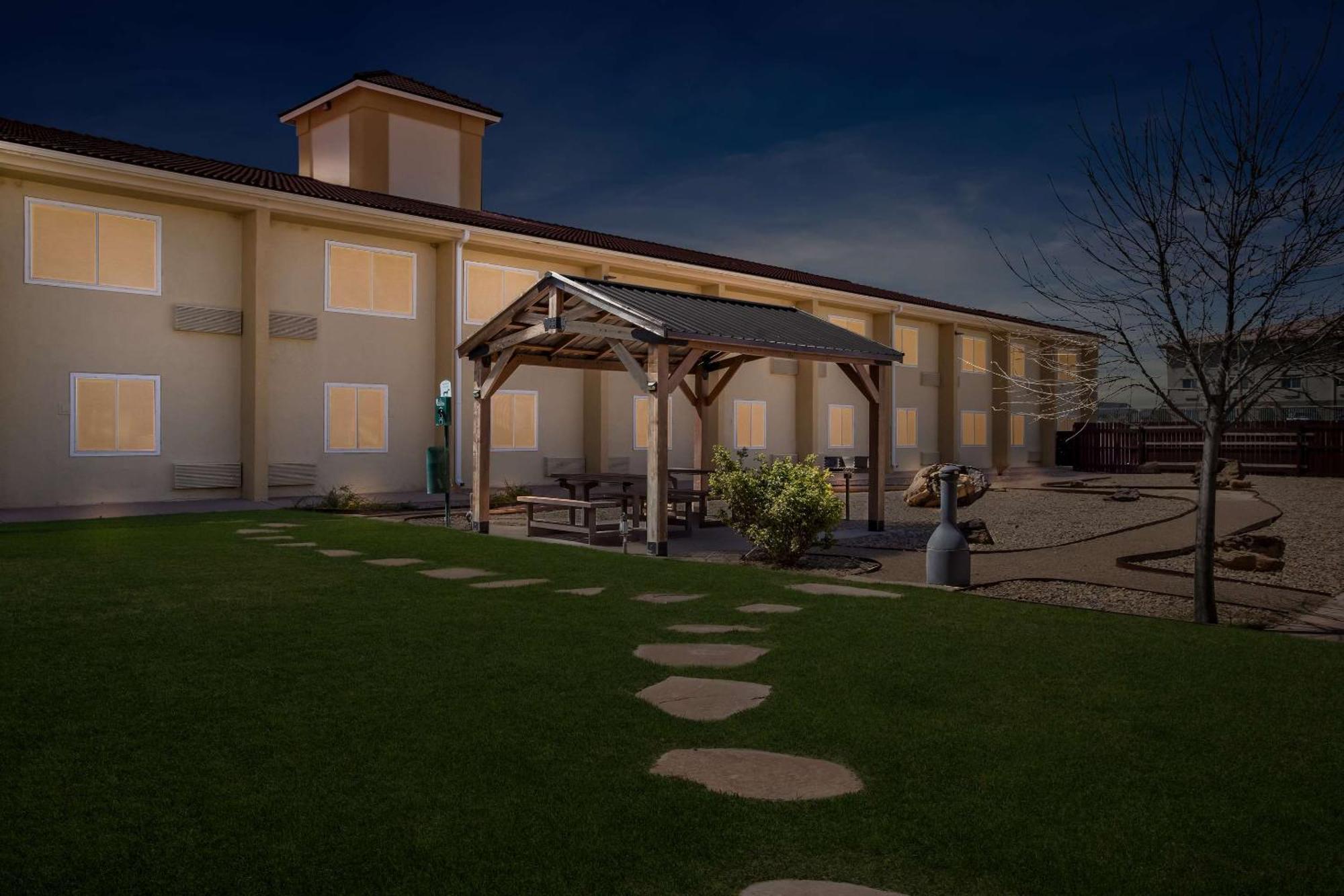 Comfort Inn Santa Rosa On Route 66 Екстер'єр фото